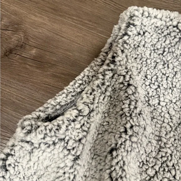 NWT Fireside Plush Vest - Eddie Bauer - Picture 9 of 9